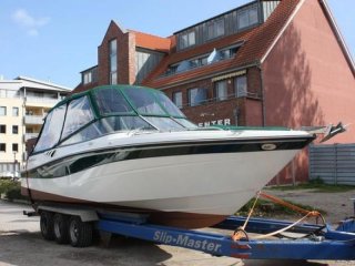 Motorboat Four Winns Horizon 280 used - BOOTS CHARTER MALOW
