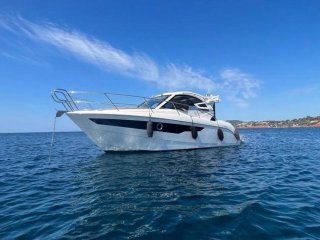 Motorboat Galeon 310 Htc used - Only Boat