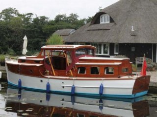 Motorboat Herbert Woods Delight used - BOATSHED NORFOLK