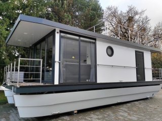 Bateau à Moteur House Boat Independant 10x4,5m neuf - OCTOPUSSS