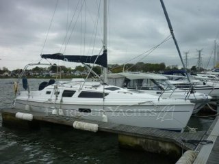 Sailing Boat Hunter 326 used - HARBOUR YACHTS