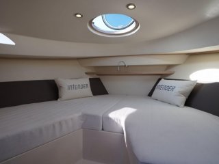 Interboat Intender 950 Cabin - Image 8