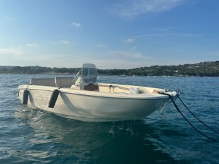 Motorboat Invictus 190 FX used - SUD PLAISANCE CONSULTING
