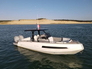 Motorboot Invictus 280 TTS gebraucht - MARINE PLAISANCE SERVICE