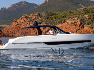Motorboot Invictus 420 TT neu - NAUTICA DEL DELTA