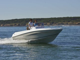 Barco a Motor Jeanneau Cap Camarat 5.5 CC Serie 2 nuevo - BLEU MARINE DUNKERQUE