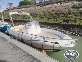 Motorboat Jeanneau Cap Camarat 635 Style used - BOATS DIFFUSION