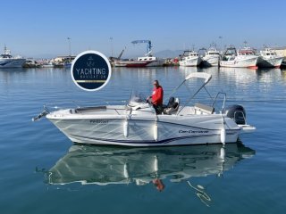 Barco a Motor Jeanneau Cap Camarat 6.5 CC Serie 3 ocasión - YACHTING NAVIGATION