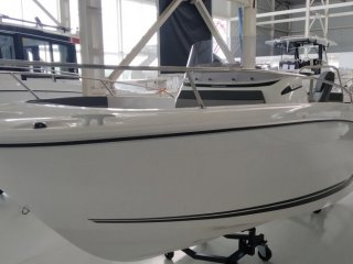 Motorboat Jeanneau Cap Camarat 6.5 CC Serie 3 new - MOTONAUTICA LLONCH