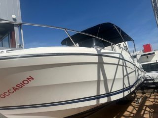 Motorboat Jeanneau Cap Camarat 9.0 CC used - YACHTING SERVICES