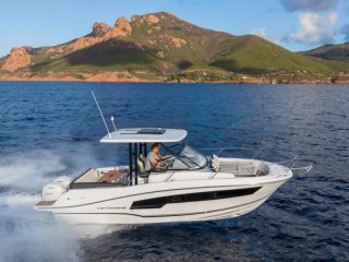 Barca a Motore Jeanneau Cap Camarat 9.0 WA Serie 2 nuovo - MOTTE MARINE
