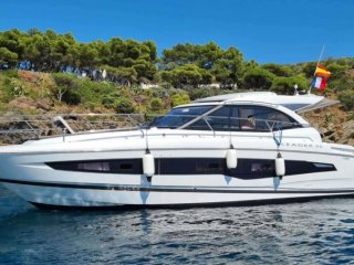 Motorboat Jeanneau Leader 36 used - AQUILA YACHTING