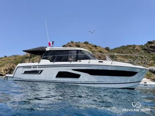 Motorboat Jeanneau Merry Fisher 1095 used - PRIVILEGE YACHT SPAIN