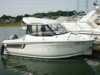 Motorboat Jeanneau Merry Fisher 605 used - HARBOUR YACHTS