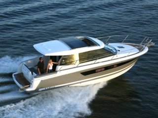 Motorboat Jeanneau NC 11 used - BJ YACHTING