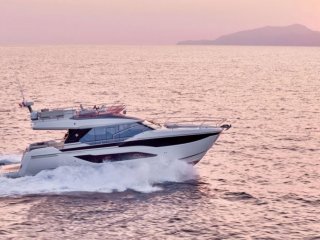 Motorboat Jeanneau Prestige F4 new - LENGERS YACHTS DEUTSCHLAND