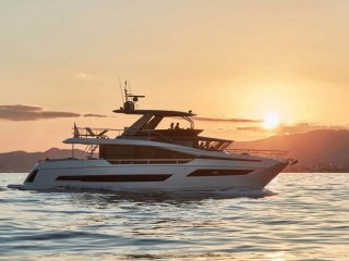 Motorboat Jeanneau Prestige X70 new - YACHT MEDITERRANEE