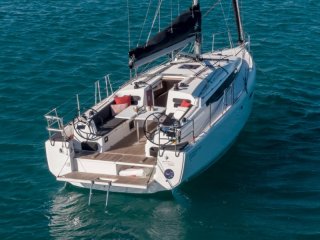 Sailing Boat Jeanneau Sun Odyssey 380 new - NAUTI-CAP