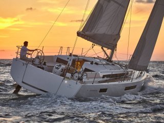 Sailing Boat Jeanneau Sun Odyssey 440 new - MARINE SERVICE