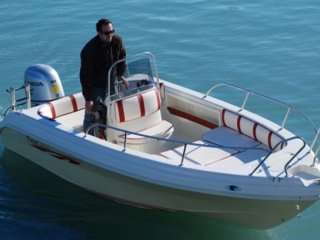 Barco a Motor Karel 500 Open nuevo - CONSULT PLAISANCE
