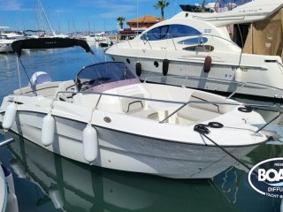 Motorboat Karnic 2251 Open used - BOATS DIFFUSION