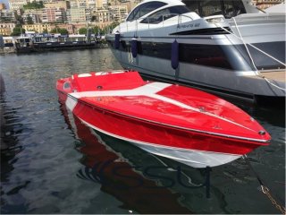 Motorboat Magnum 27 used - SOUTH SEAS YACHTING