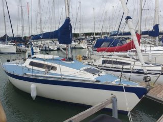 Sailing Boat Oyster 30 used - CLARKE & CARTER ESSEX