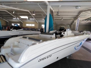 Barco a Motor Pacific Craft 670 Open nuevo - GROUPE NAUTIC