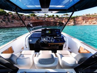Barco a Motor Pardo Yachts 38 nuevo - MARINE CENTER CAP D'AGDE