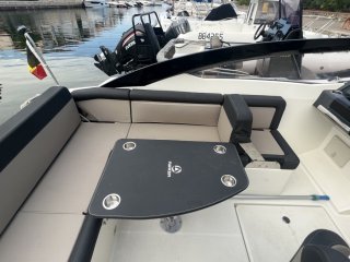 Parker 630 Bow Rider - Image 25