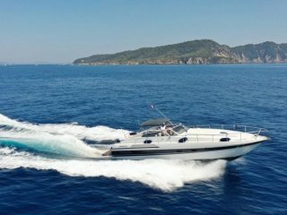 Bateau à Moteur Pershing 40 occasion - HEDONISM YACHTING