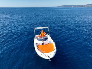 Motorboot Poseidon 640 Blue Water gebraucht - AAZ NAUTISME