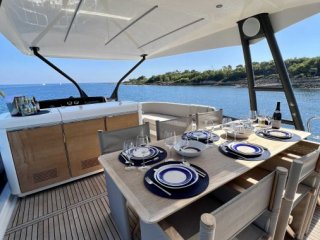 Prestige Yachts X60 - Image 20