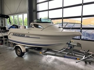 Motorboat Quicksilver Activ 420 Cabin used - BOOTE PFISTER