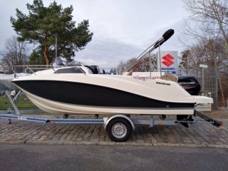 Barco a Motor Quicksilver Activ 555 Cabin nuevo - AUTO & BOOT FÜRSTENBERG