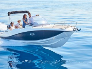 Barco a Motor Quicksilver Activ 675 Sundeck nuevo - BERTRAND MARINE