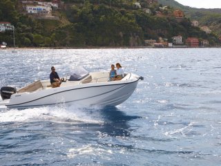 Motorboat Quicksilver Activ 755 Open new - CHARLET NAUTIC