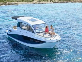 Barco a Motor Quicksilver Activ 755 Weekend nuevo - CLARKE & CARTER SUFFOLK