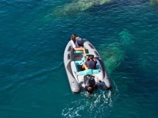 Ranieri Cayman One Luxury Tender - Image 5