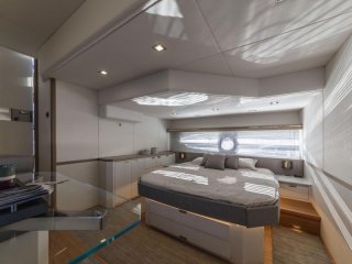 Rio Yachts 58 Coupe Sport - Image 13