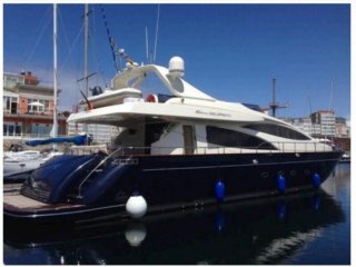 Barco a Motor Riva Opera 85 ocasión - WATERSIDE BOAT SALES