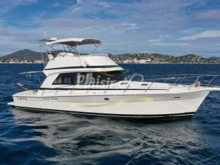 Motorboat Riviera 43 Fly used - PLAISIR DO