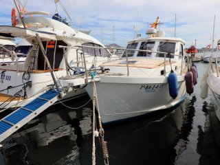 Motorboot Sciallino 30 Cabin gebraucht - MOTONAUTICA IBIZA