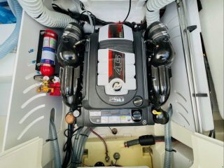 Barco a Motor Sea Ray 230 SSE ocasión - HOLLANDBOOT DE GMBH