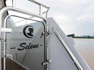 Selene 60 Explorer - Image 12