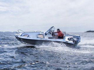 Barco a Motor Silver Fox Avant 495 nuevo - HUSSON MARINE