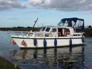 Barco a Motor Stevens Nautical 1040 ocasión - BOATSHED NORFOLK