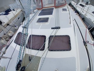 Universal Yachting 44 - Image 43