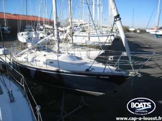 Sailing Boat Wauquiez Centurion 32 used - BOATS DIFFUSION
