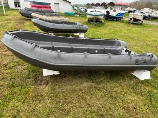 Motorboot Whaly 370 neu - VILLENEUVE MARINE